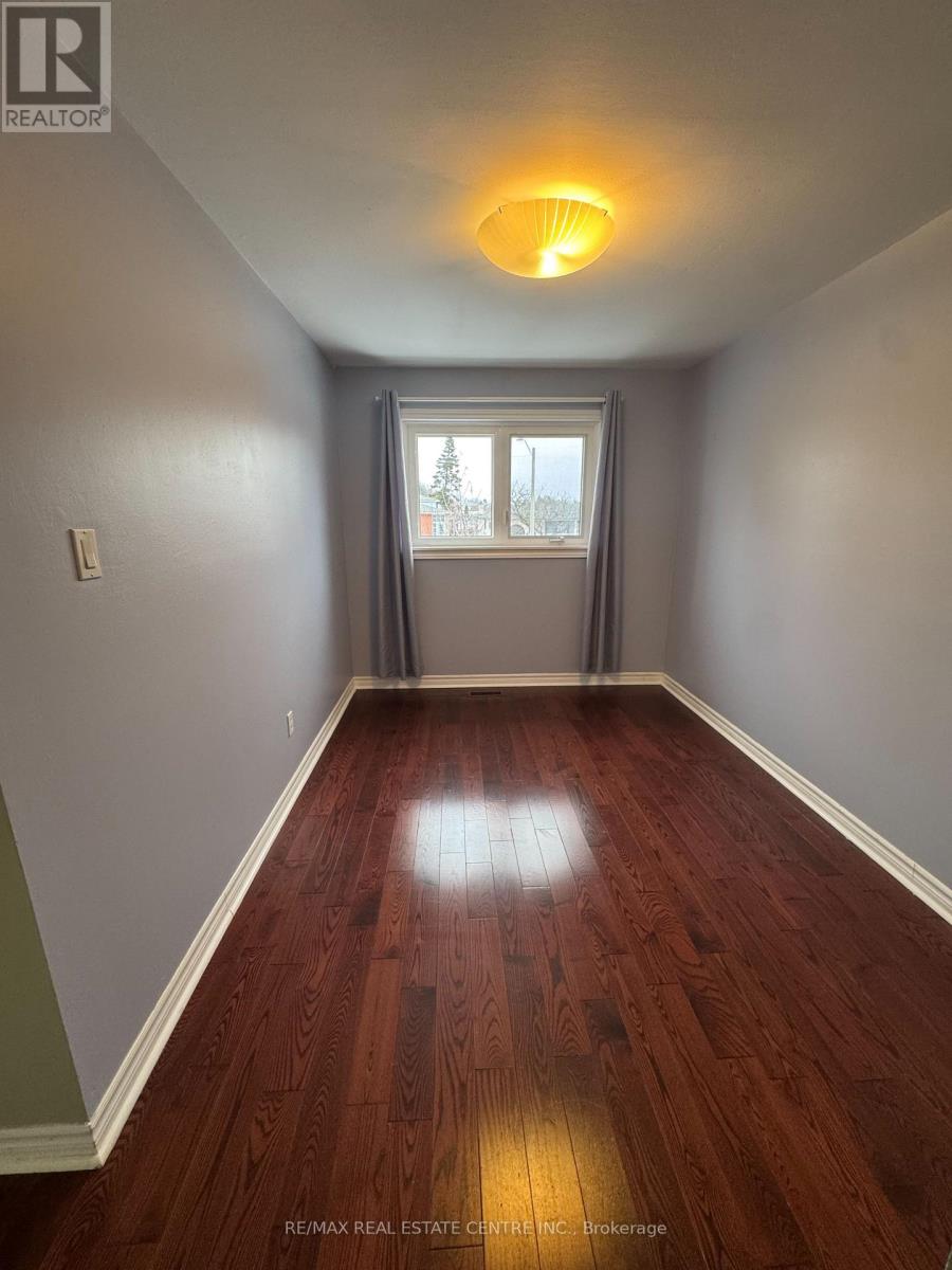 -Upper Level - 1025 Blairholm Avenue, Mississauga, Ontario  L5C 1G5 - Photo 13 - W13629712