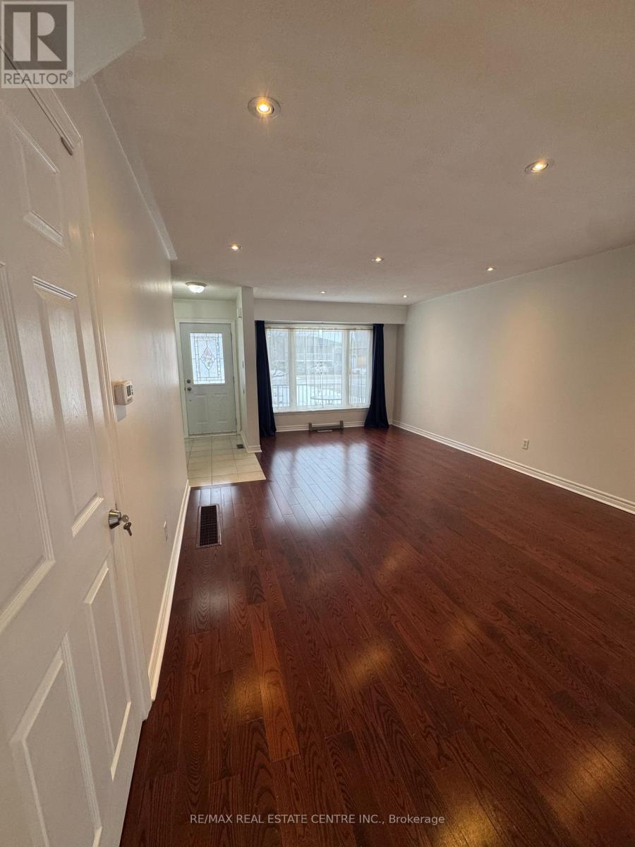 -Upper Level - 1025 Blairholm Avenue, Mississauga, Ontario  L5C 1G5 - Photo 6 - W13629712