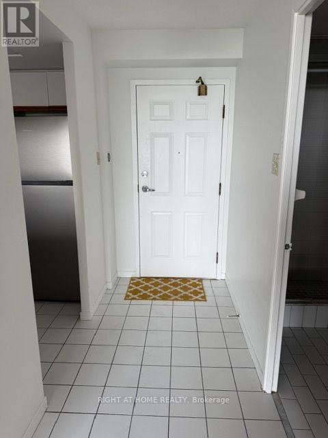 701 - 250 Webb Drive, Mississauga, Ontario  L5B 3Z4 - Photo 3 - W13629718