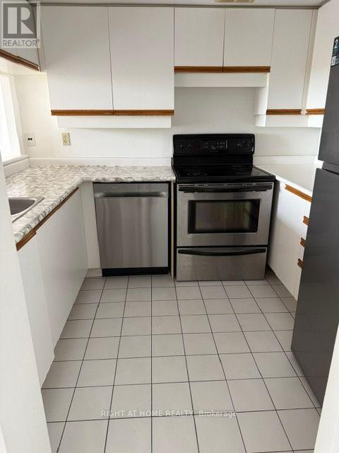 701 - 250 Webb Drive, Mississauga, Ontario  L5B 3Z4 - Photo 4 - W13629718
