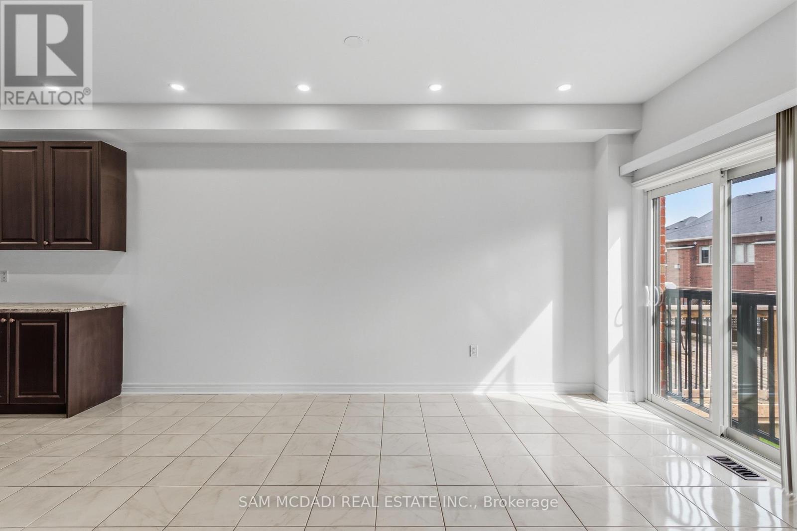 26 Montpelier Street, Brampton, Ontario  L6Y 6A6 - Photo 12 - W13629248