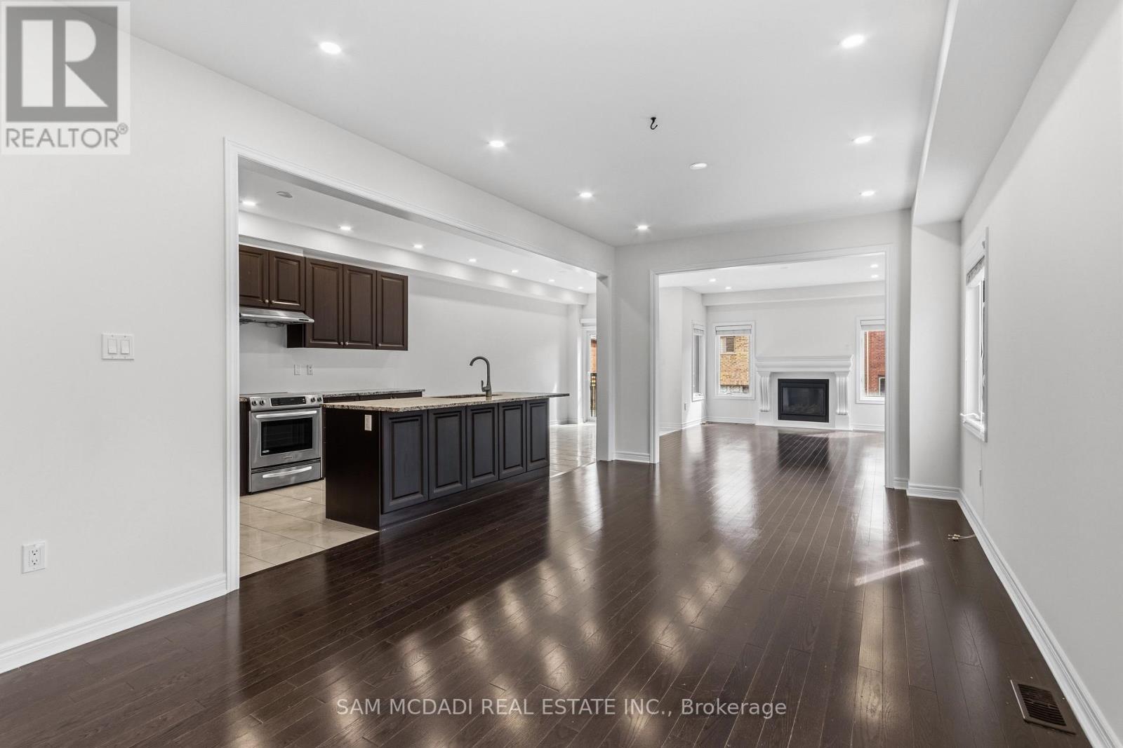 26 Montpelier Street, Brampton, Ontario  L6Y 6A6 - Photo 7 - W13629248
