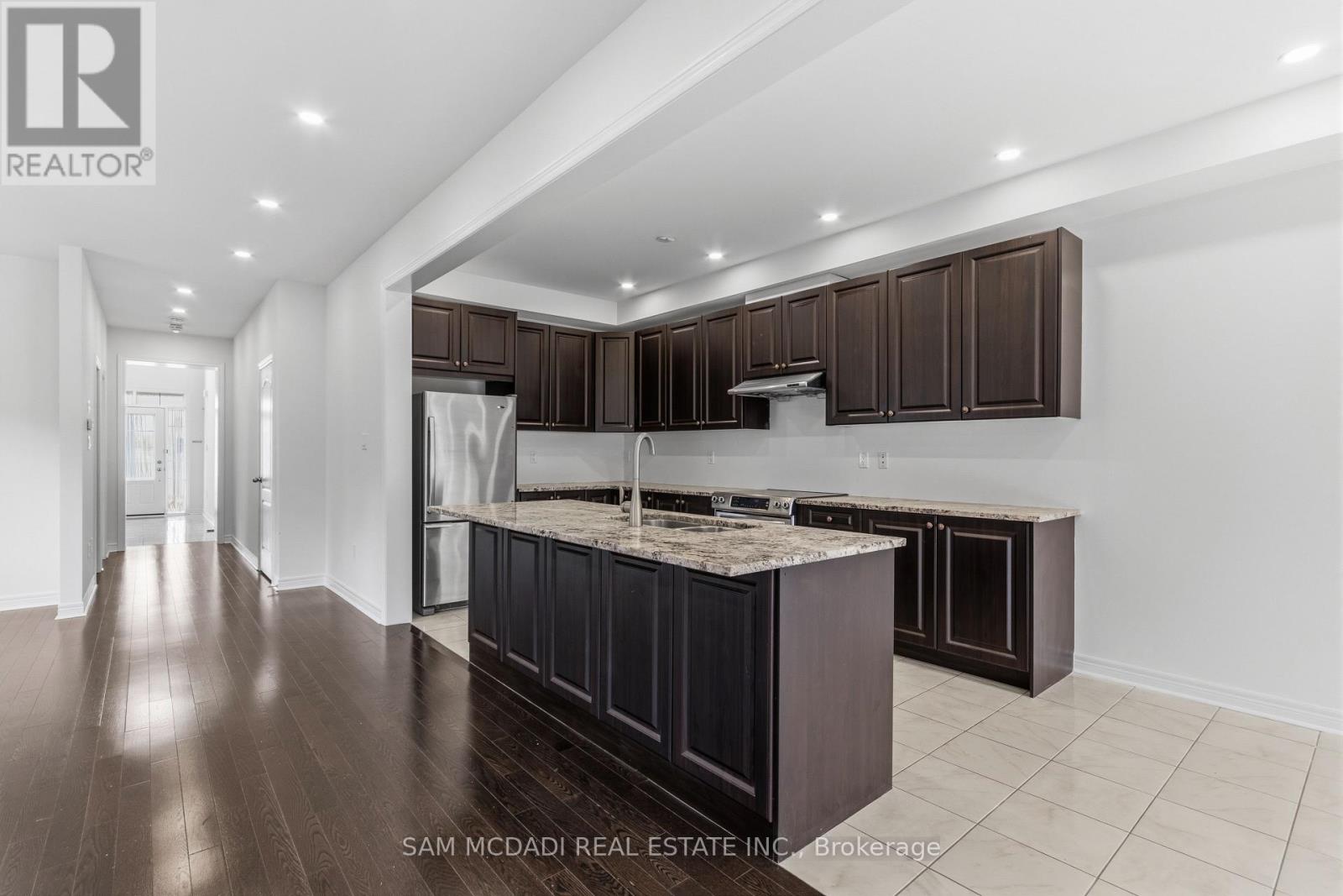 26 Montpelier Street, Brampton, Ontario  L6Y 6A6 - Photo 9 - W13629248