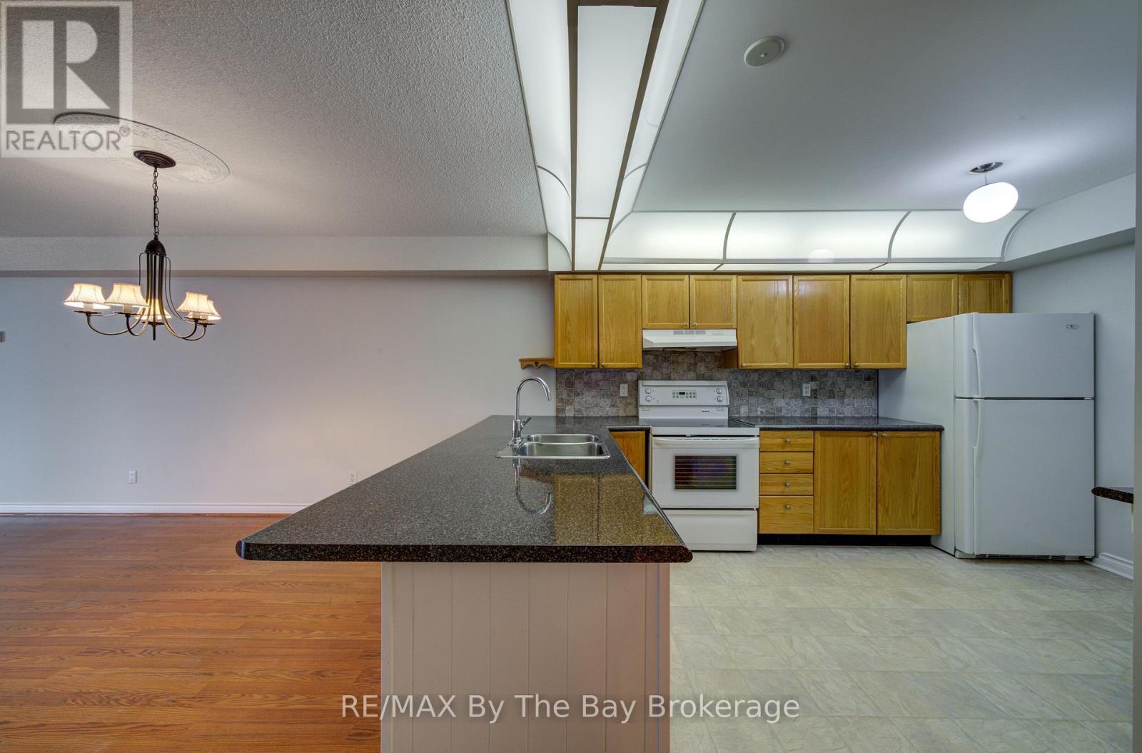 8 - 30 Mulligan Lane, Wasaga Beach, Ontario  L9Z 1C4 - Photo 6 - S13629740