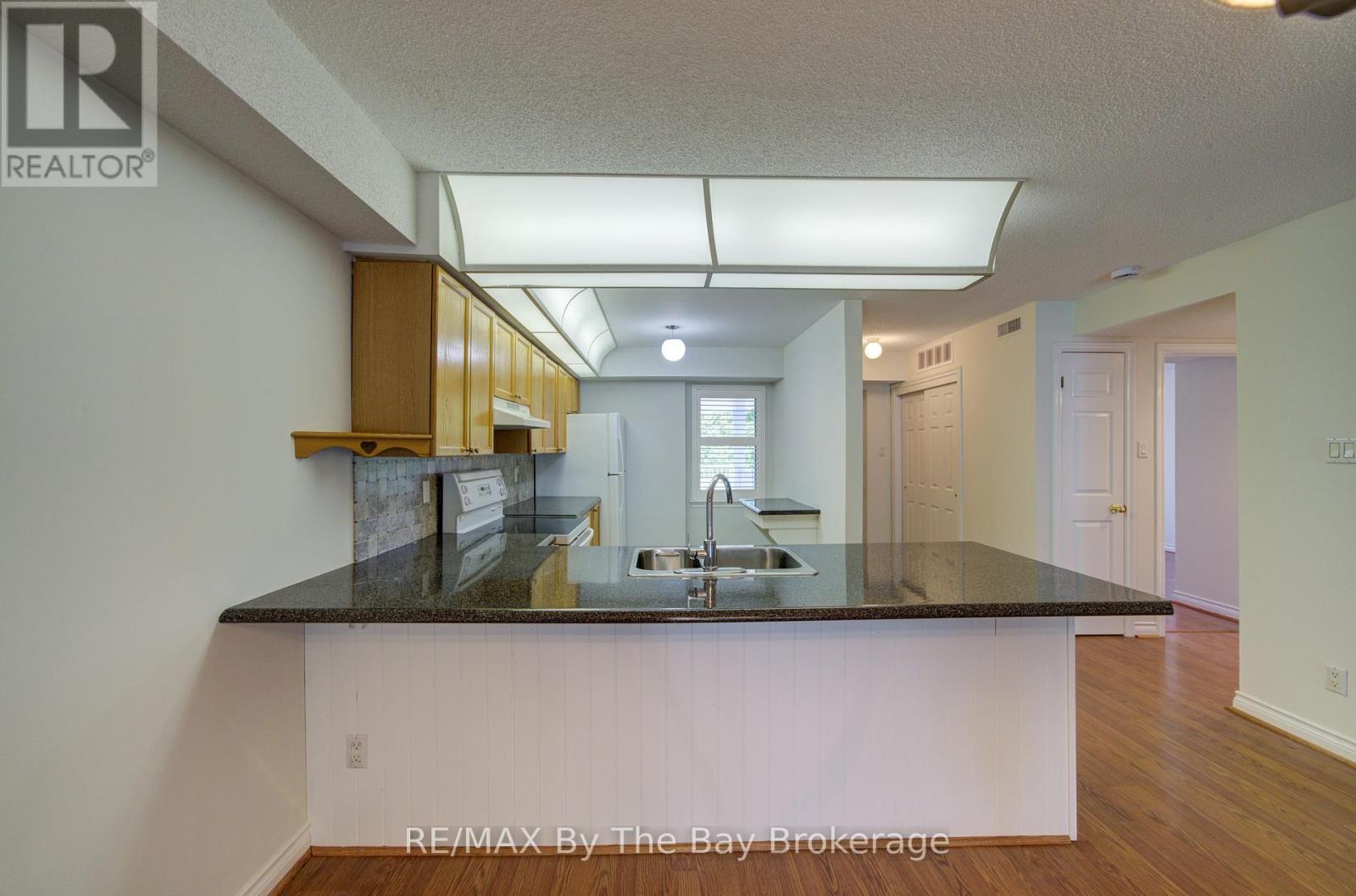 8 - 30 Mulligan Lane, Wasaga Beach, Ontario  L9Z 1C4 - Photo 8 - S13629740