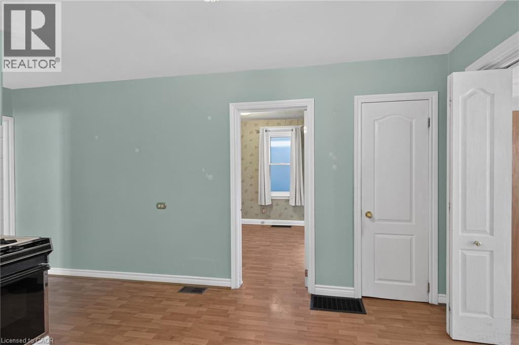 155 Newlands Avenue, Hamilton, Ontario  L8H 2T8 - Photo 16 - 40852808