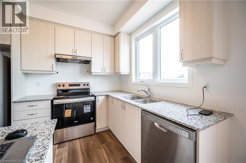 319 Rosenberg Way, Kitchener, Ontario  N2E 3Y2 - Photo 13 - 40852729