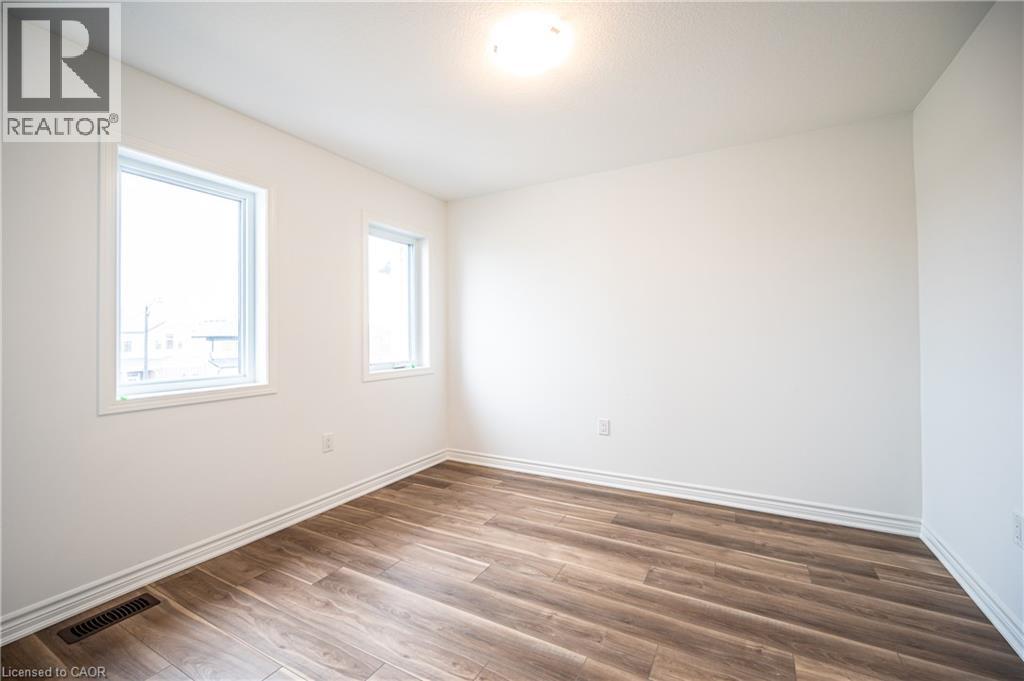 319 Rosenberg Way, Kitchener, Ontario  N2E 3Y2 - Photo 19 - 40852729
