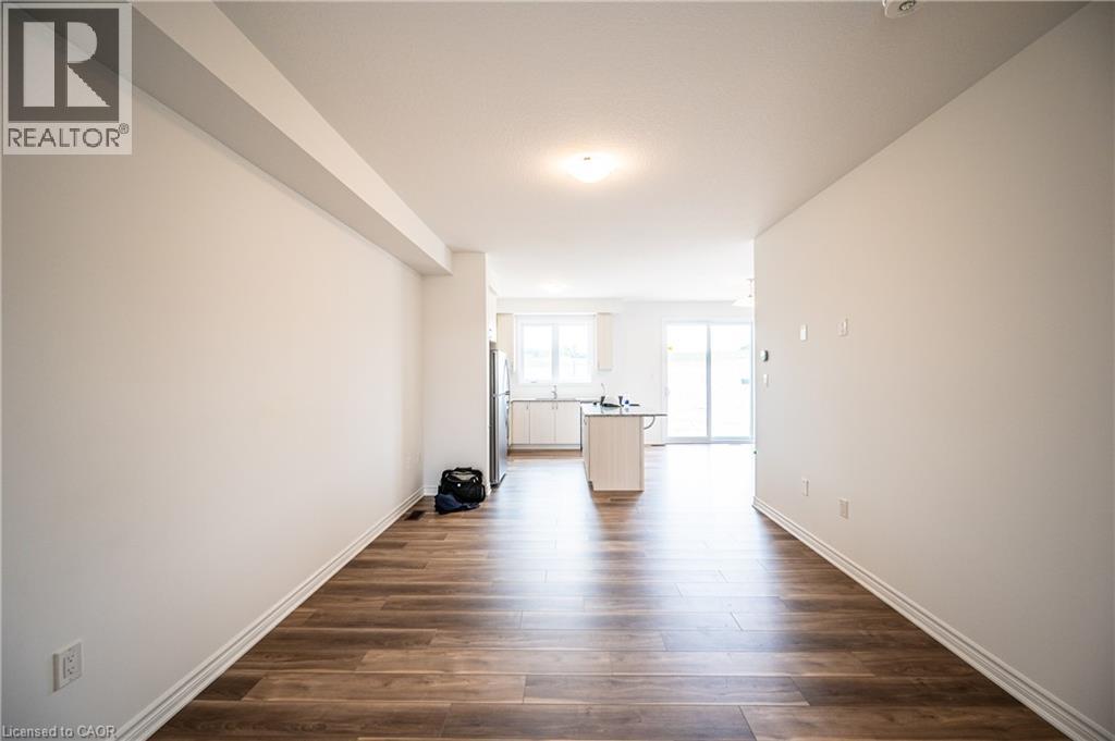 319 Rosenberg Way, Kitchener, Ontario  N2E 3Y2 - Photo 4 - 40852729