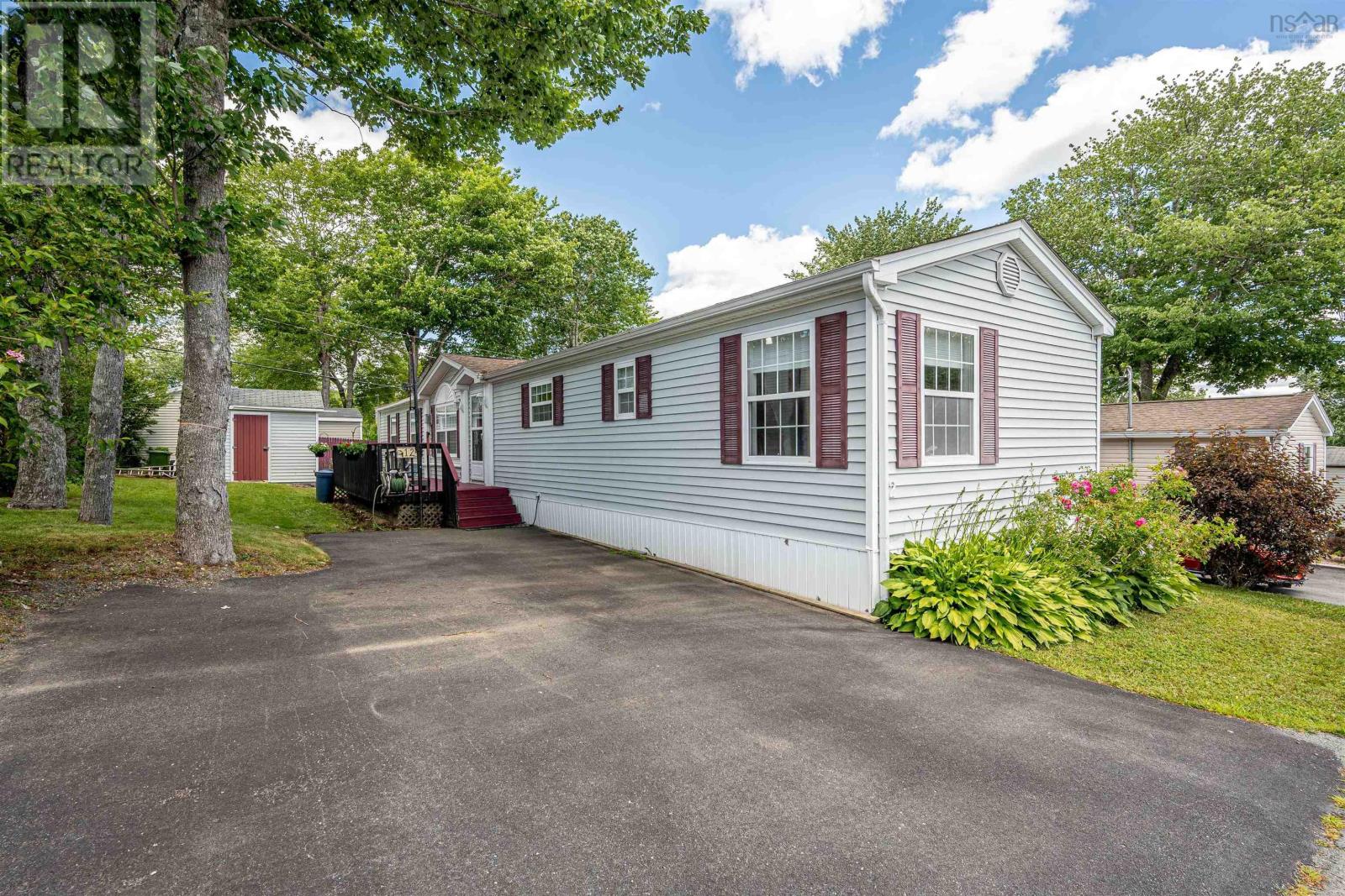 12 Sixth Street, Lucasville, Nova Scotia