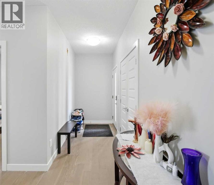 107 Savanna Way NE, Calgary, Alberta  T3J 0Y6 - Photo 4 - A2324939