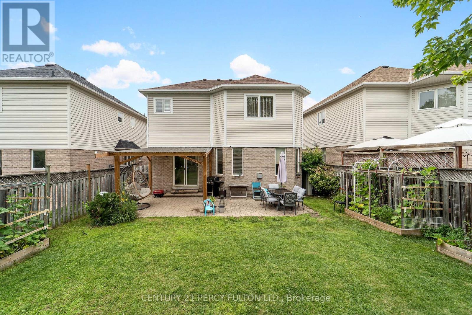 35 Weldon Street, Whitby, Ontario  L1R 2T5 - Photo 26 - E13629738