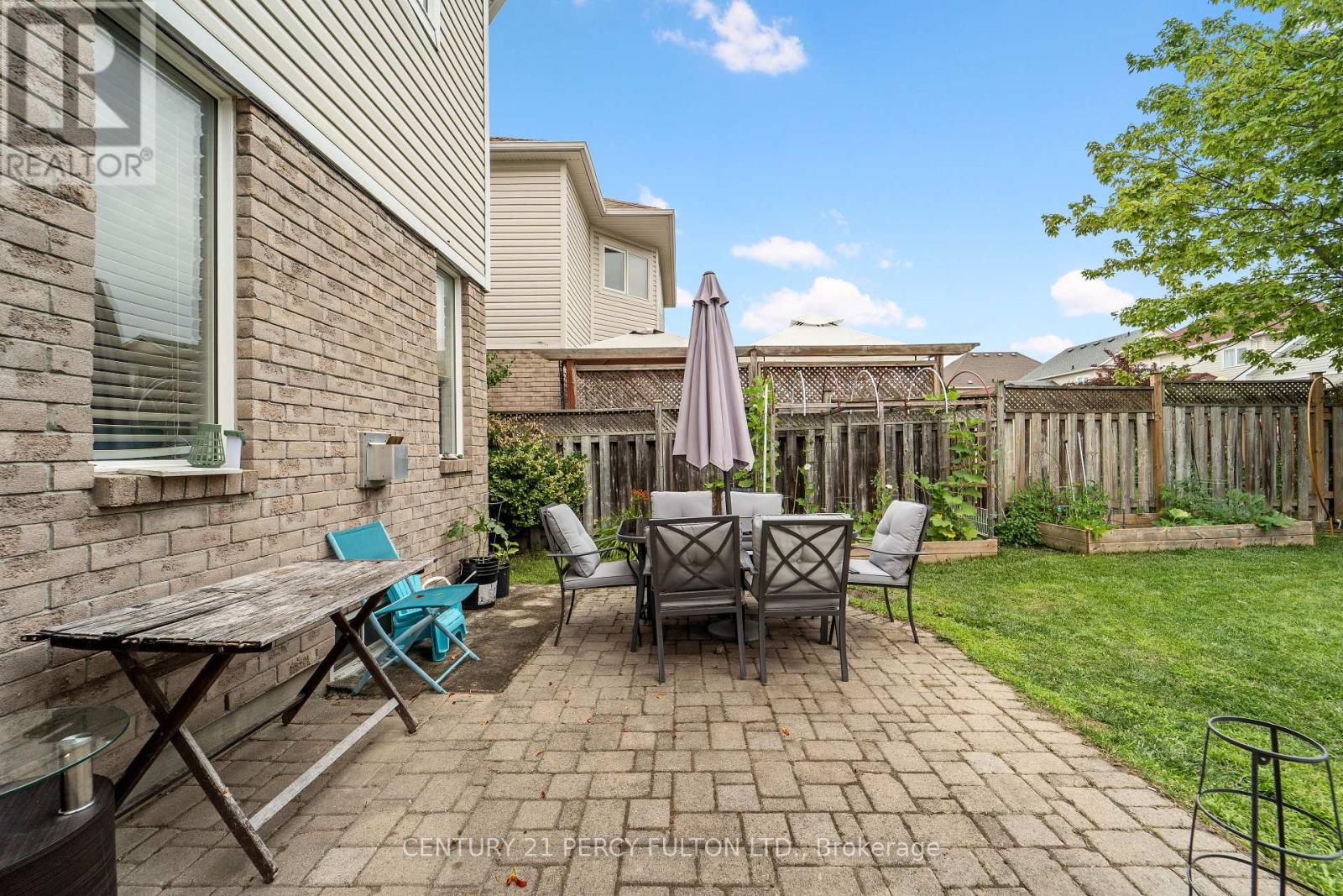 35 Weldon Street, Whitby, Ontario  L1R 2T5 - Photo 29 - E13629738