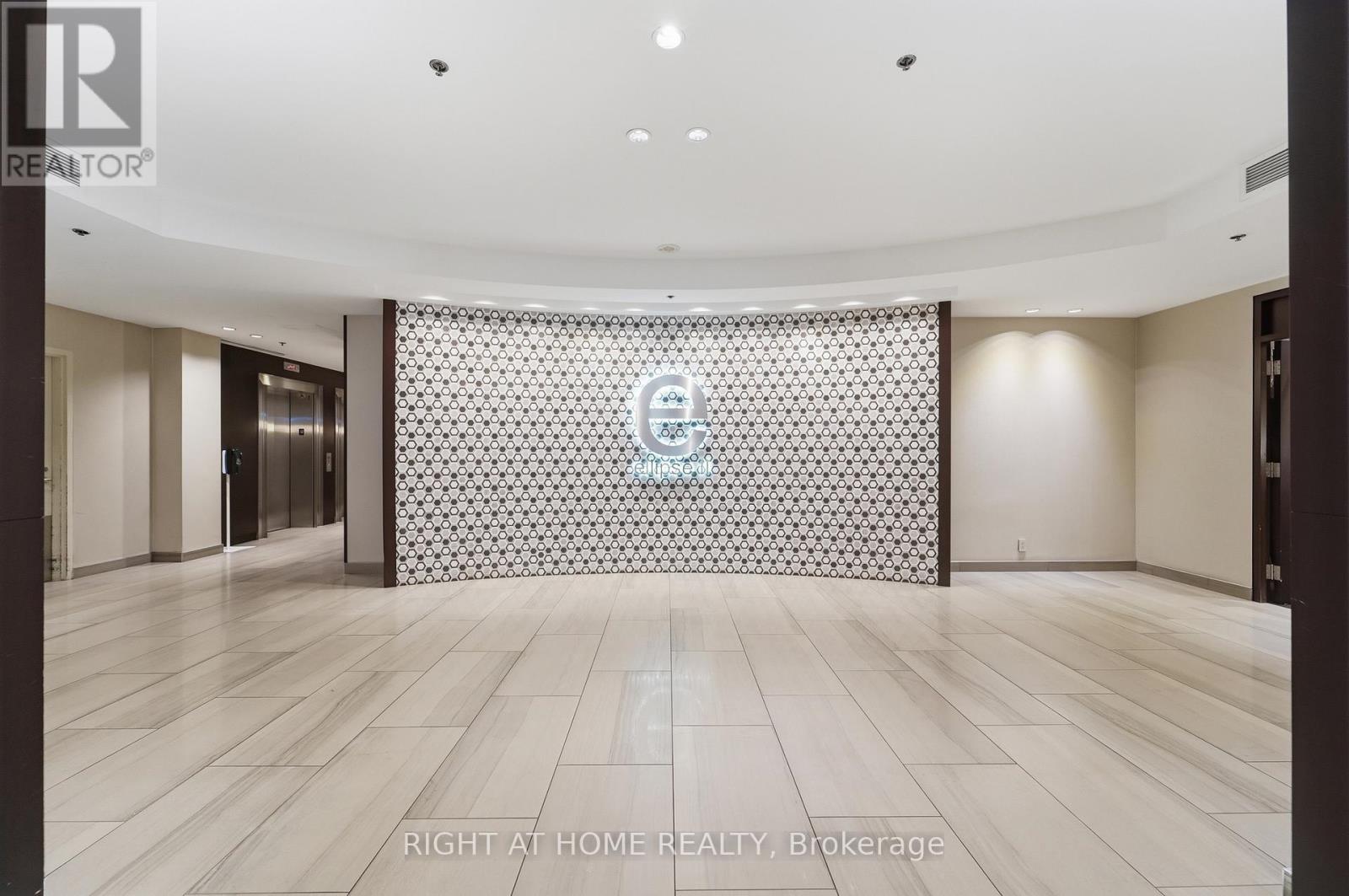 1612 - 38 Lee Centre Drive, Toronto, Ontario  M1H 3J7 - Photo 2 - E13629750