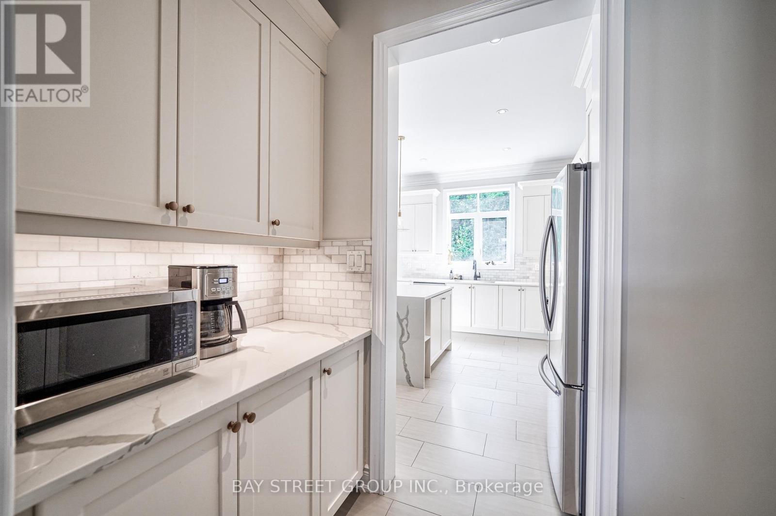 23 Trail Boulevard, Springwater, Ontario  L9X 0S3 - Photo 10 - S13629746