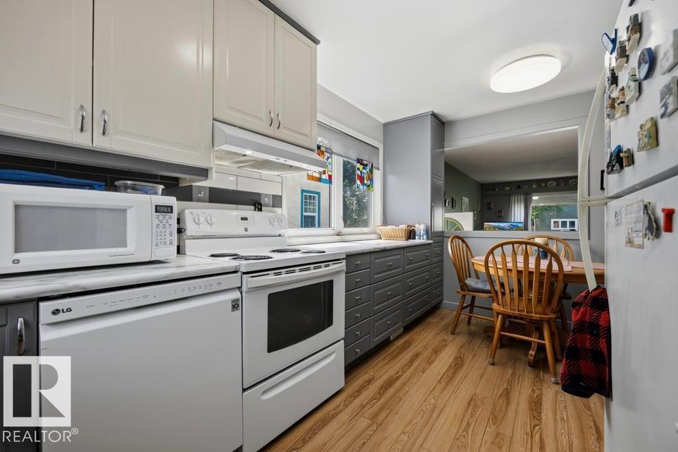9823 151 St NW, Edmonton, Alberta  T5P 1S9 - Photo 15 - E4501825