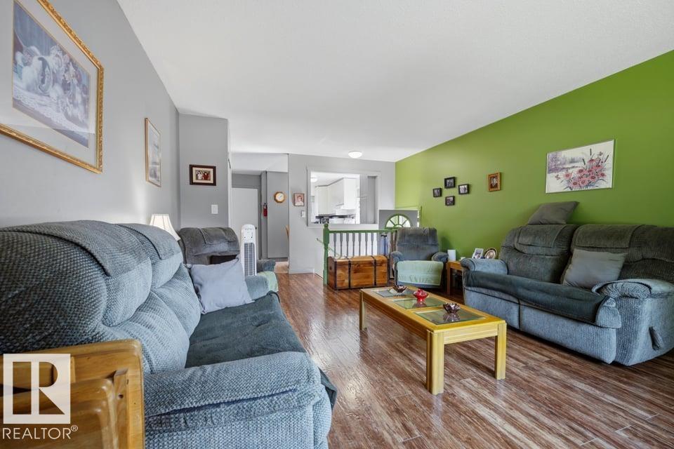 9823 151 St NW, Edmonton, Alberta  T5P 1S9 - Photo 9 - E4501825