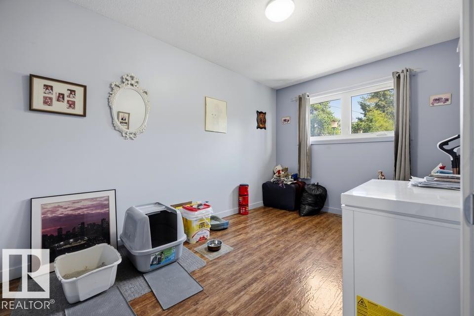 9823 151 St NW, Edmonton, Alberta  T5P 1S9 - Photo 18 - E4501825