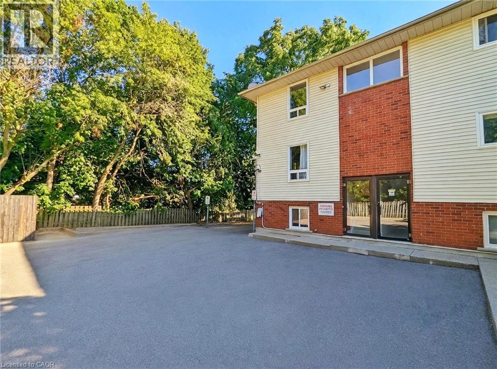 119 CEDAR Street S Unit# 14, Kitchener, Ontario
