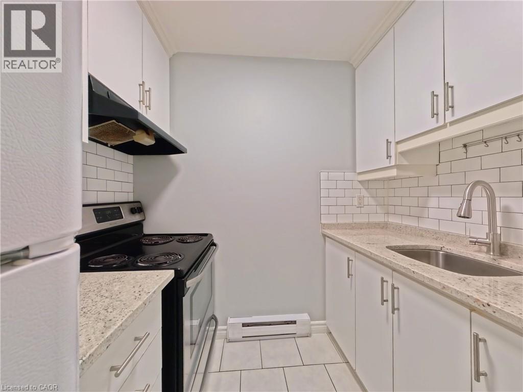 119 Cedar Street S Unit# 14, Kitchener, Ontario  N2G 3L6 - Photo 5 - 40852809