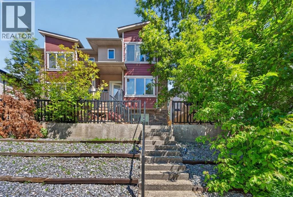 2, 530 56 Avenue SW, Calgary, Alberta