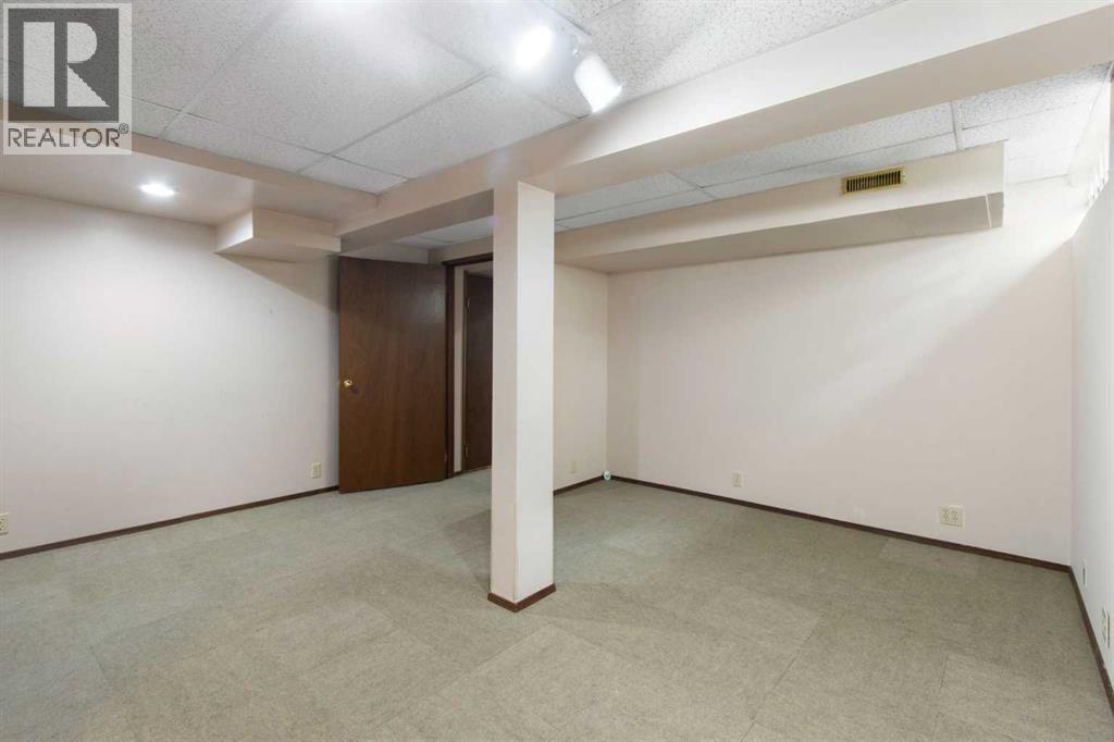 32 Del Rio Place NE, Calgary, Alberta  T1Y 6N4 - Photo 36 - A2333520