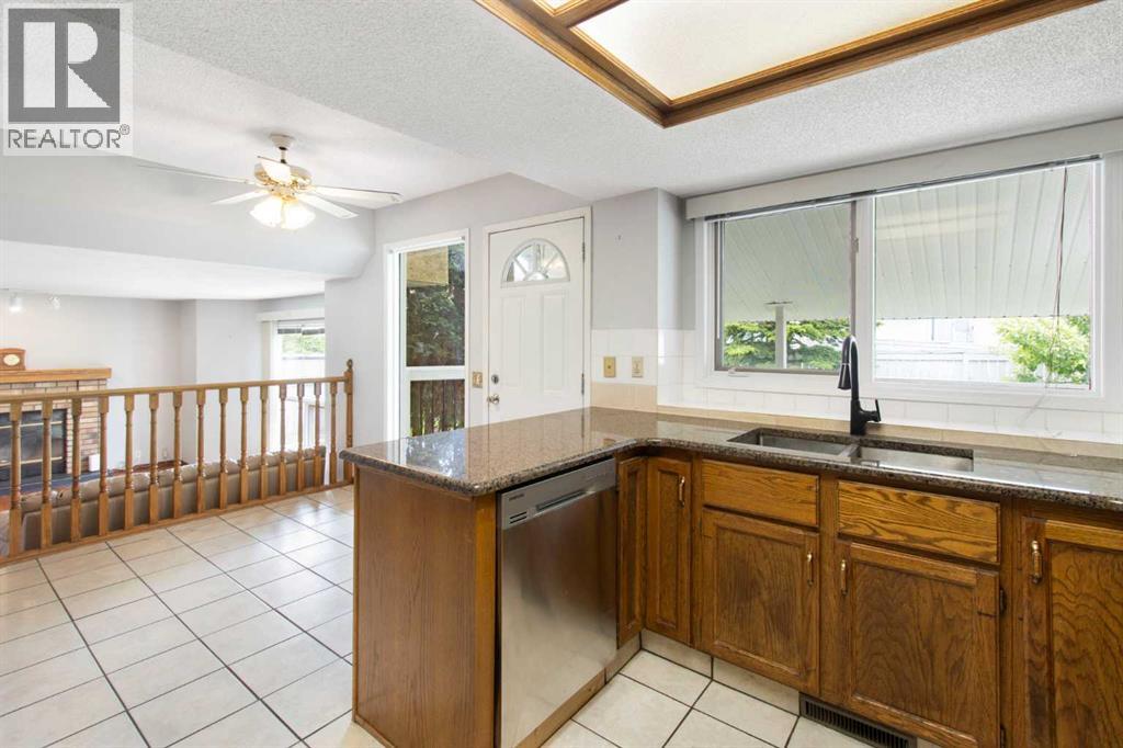 32 Del Rio Place NE, Calgary, Alberta  T1Y 6N4 - Photo 18 - A2333520