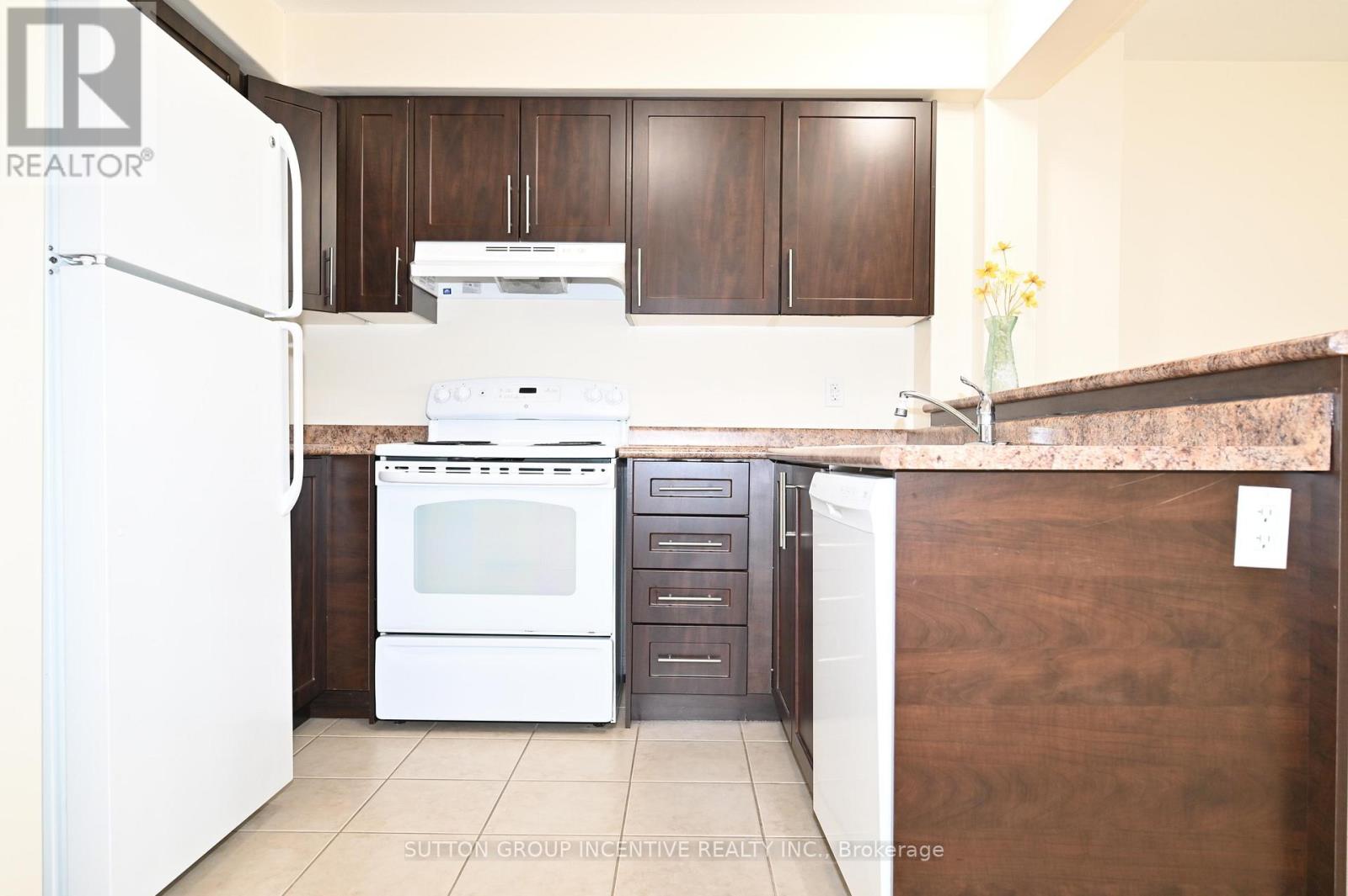 29 - 90 Sovereign's Gate, Barrie, Ontario  L4N 0Y9 - Photo 15 - S13629754