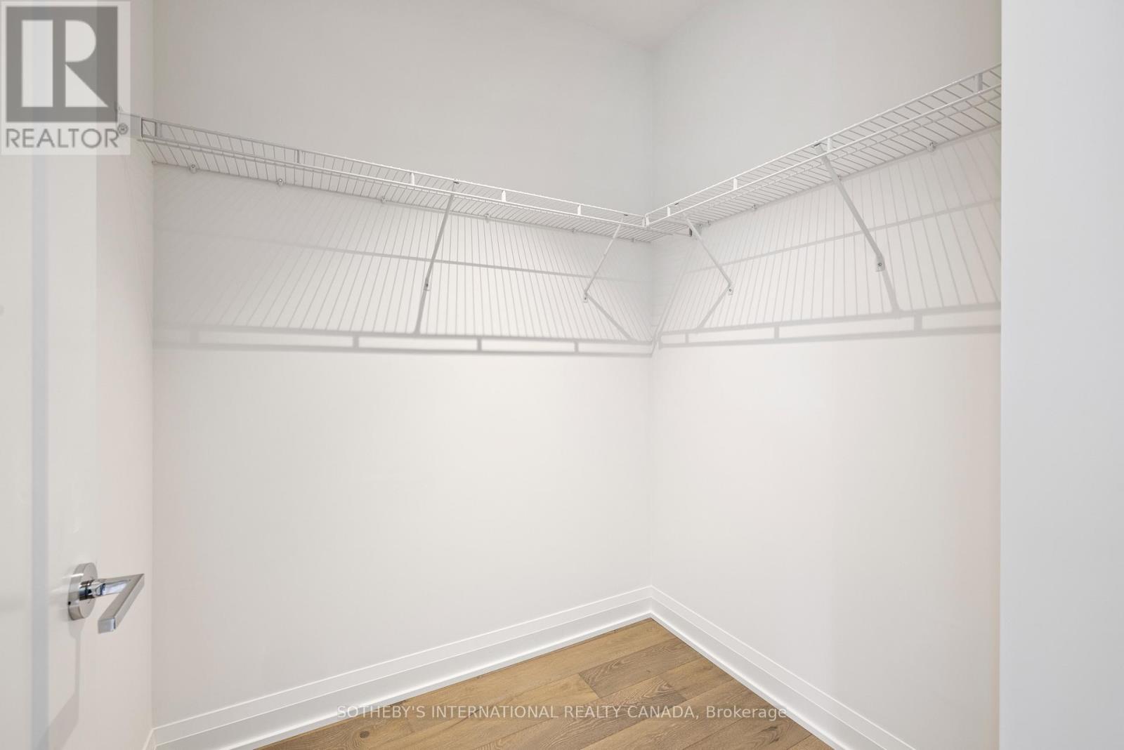 293 The Kingsway Way, Toronto, Ontario  M9A 0E8 - Photo 16 - W13629756