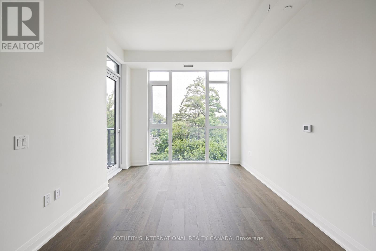 293 The Kingsway Way, Toronto, Ontario  M9A 0E8 - Photo 6 - W13629756