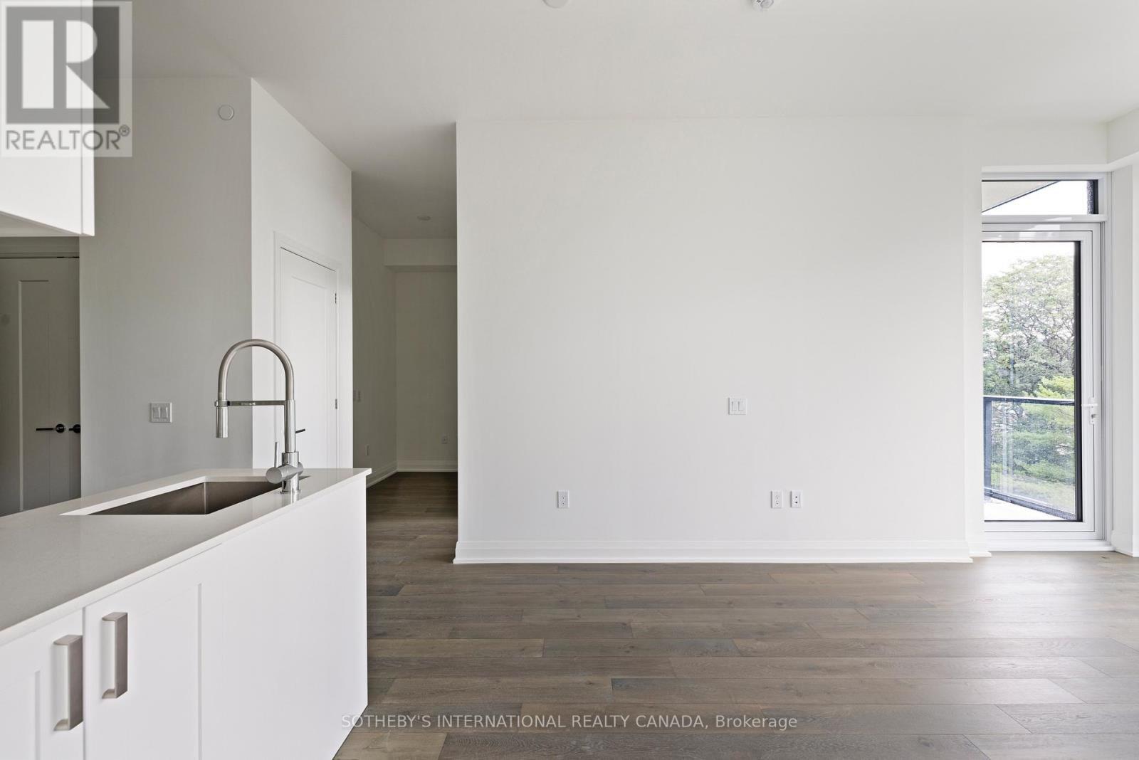 293 The Kingsway Way, Toronto, Ontario  M9A 0E8 - Photo 8 - W13629756