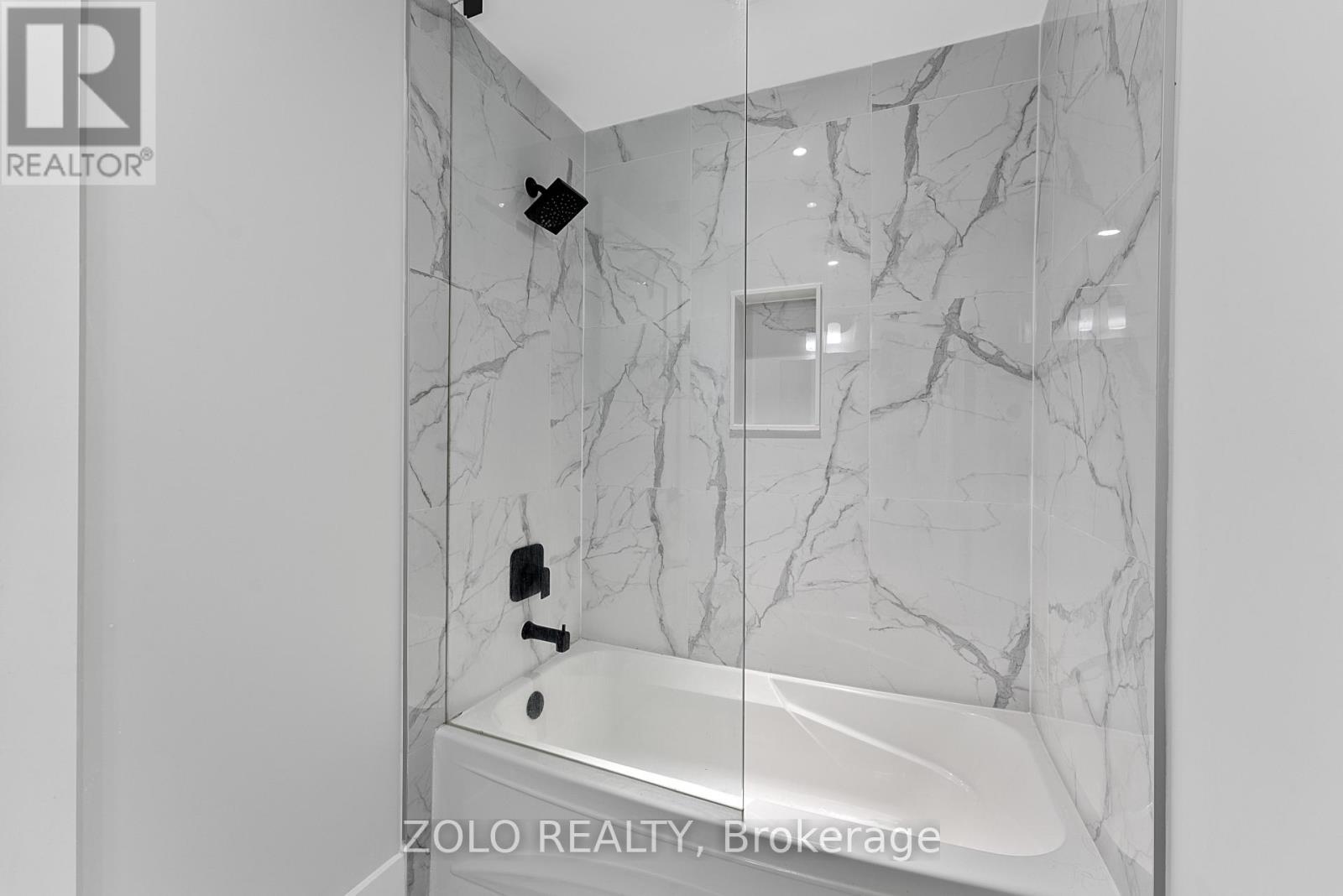 97 Ennerdale Road, Toronto, Ontario  M6E 4C7 - Photo 24 - W13629760