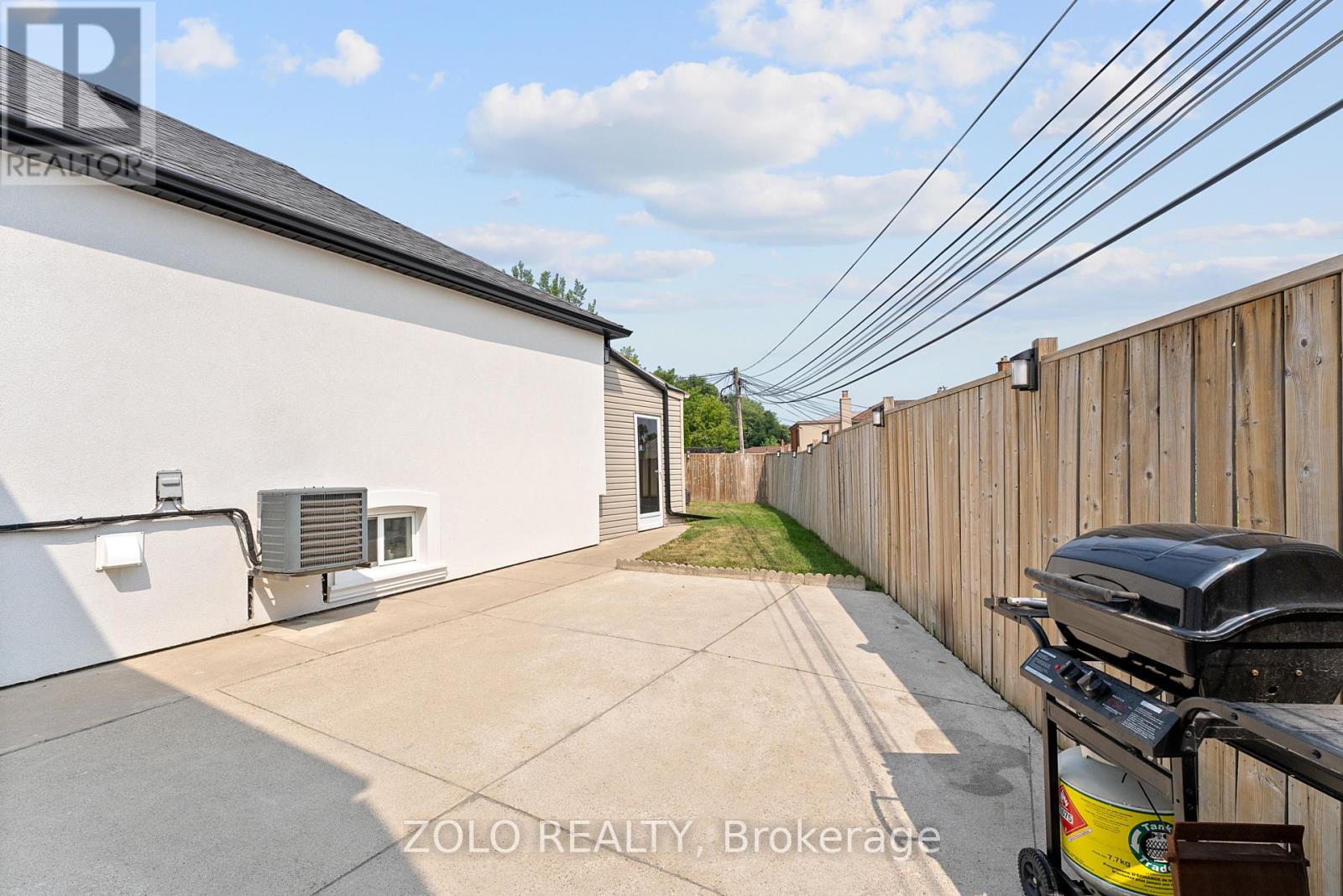 97 Ennerdale Road, Toronto, Ontario  M6E 4C7 - Photo 30 - W13629760