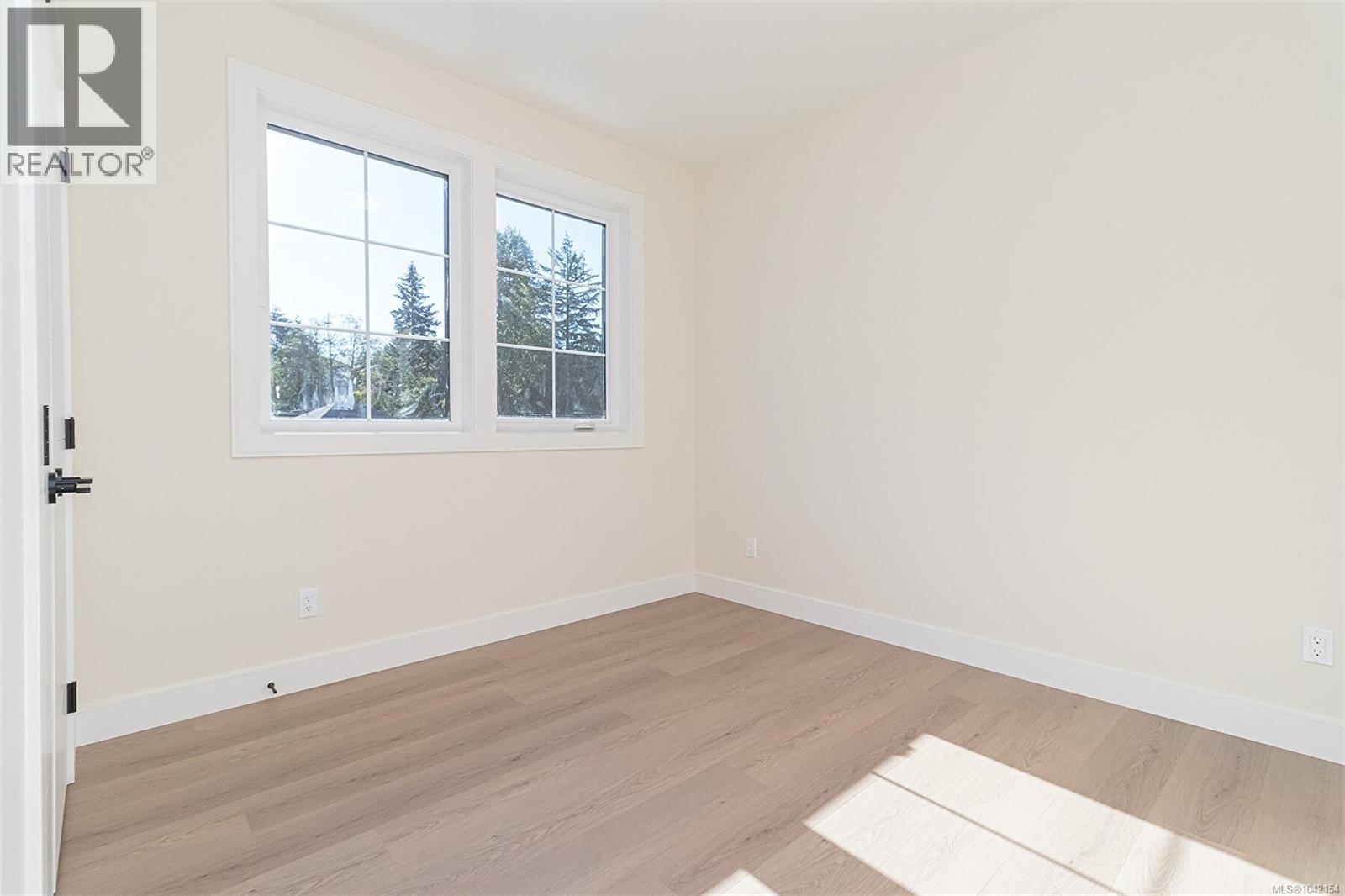 701 Madrona Pl, Langford, British Columbia  V9B 6C6 - Photo 38 - 1042154