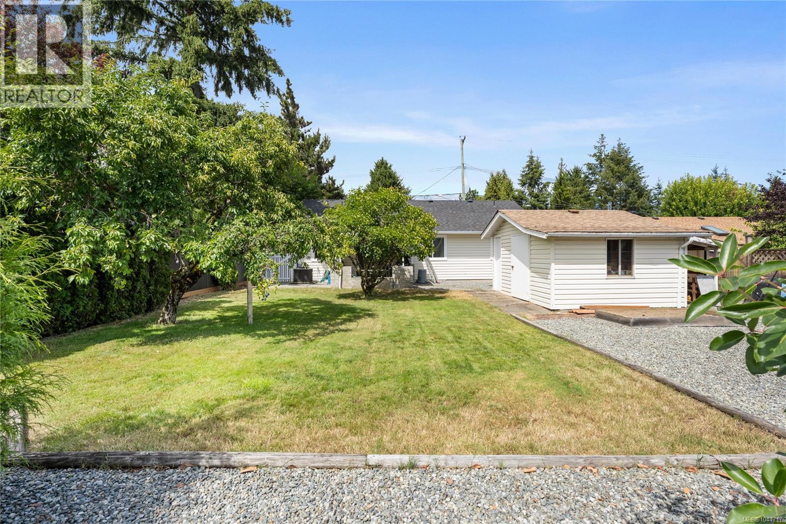 2189 Jingle Pot Rd, Nanaimo, British Columbia  V9R 6J2 - Photo 3 - 1044717