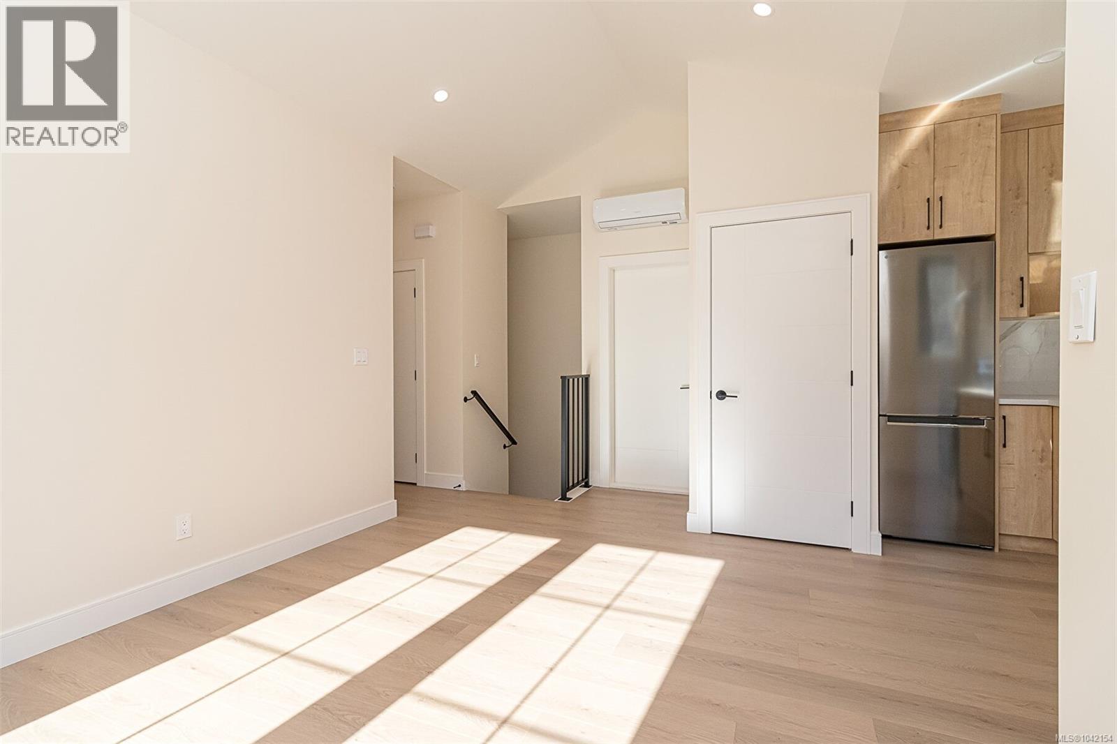701 Madrona Pl, Langford, British Columbia  V9B 6C6 - Photo 35 - 1042154