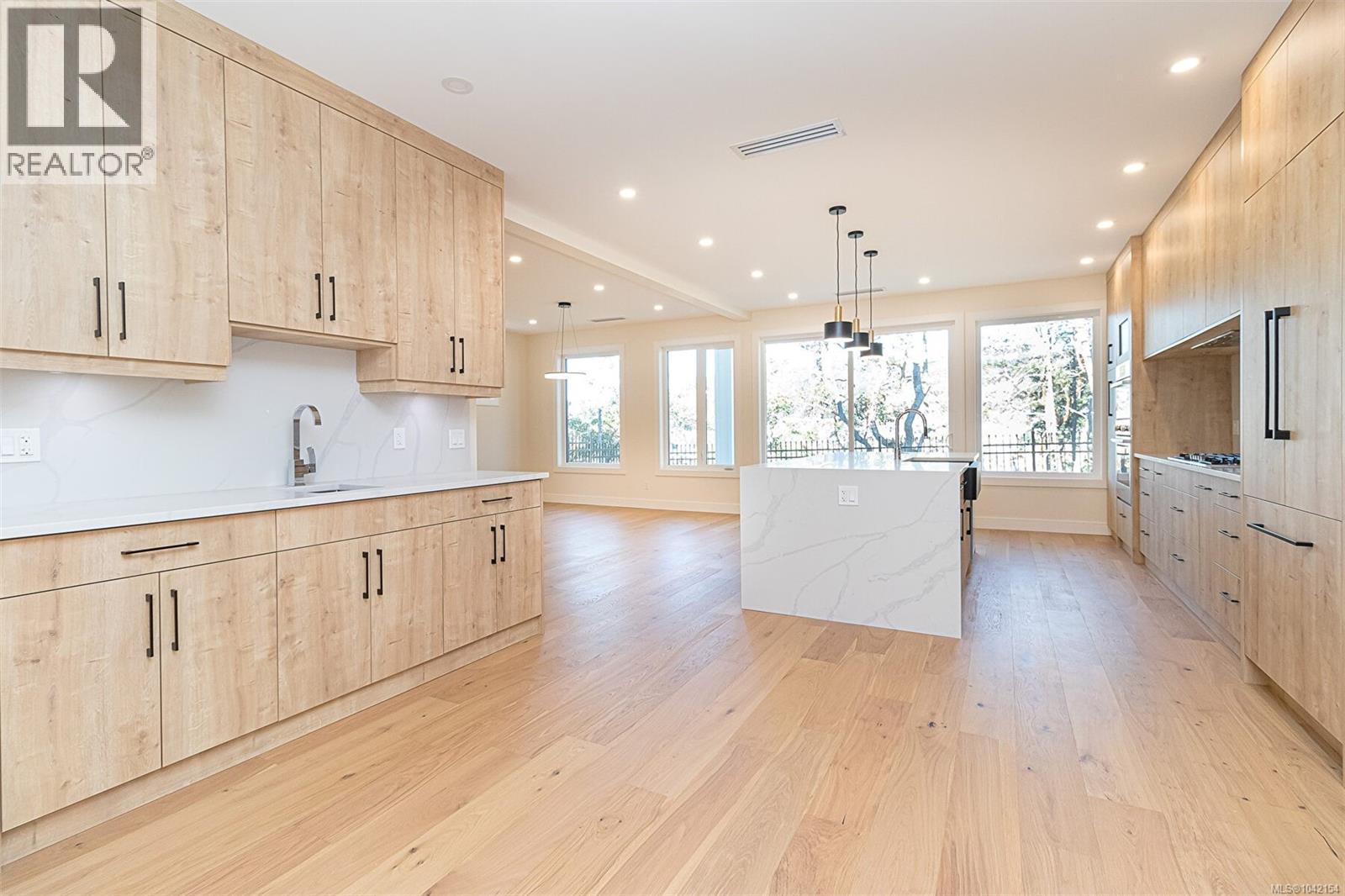 701 Madrona Pl, Langford, British Columbia  V9B 6C6 - Photo 13 - 1042154