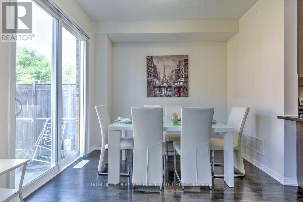 61 Utopia Way, Brampton, Ontario  L6P 4A4 - Photo 6 - W13629336