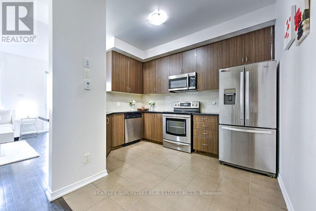 61 Utopia Way, Brampton, Ontario  L6P 4A4 - Photo 7 - W13629336