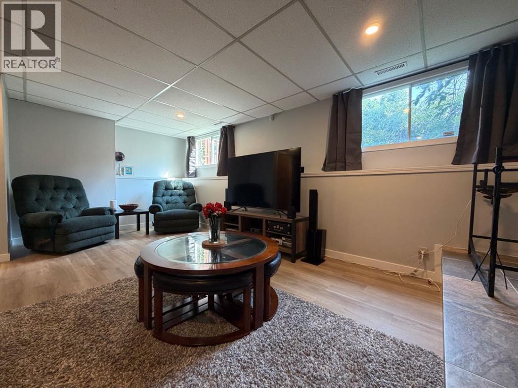505 12 Avenue, Slave Lake, Alberta  T0G 2A3 - Photo 23 - A2331689