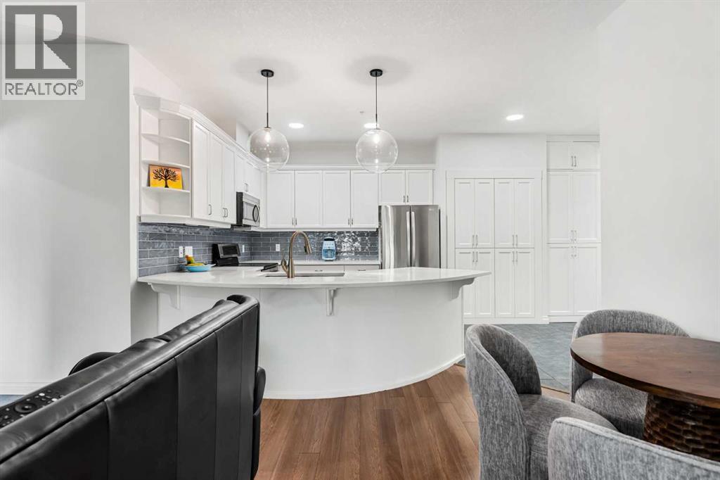 5208, 14 Hemlock Crescent Sw, Calgary, Alberta T3C 2Z1 - Photo 10 - A2331235
