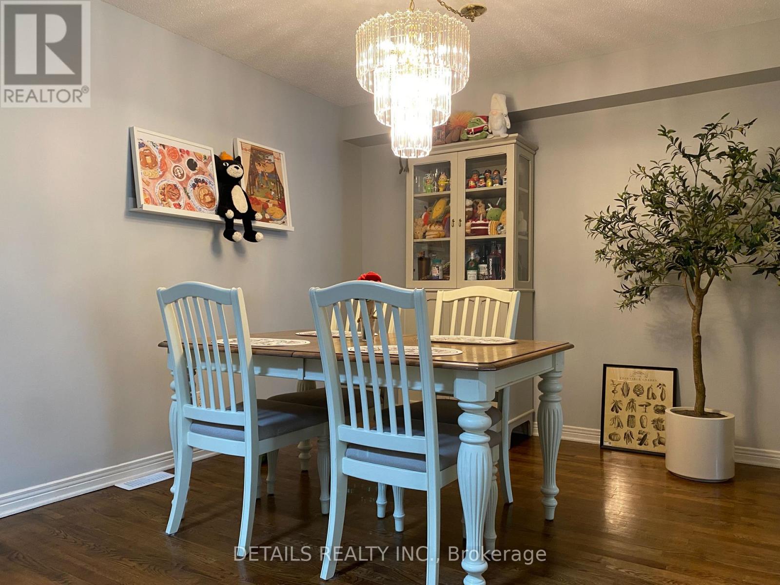 101 Milner Downs Crescent, Ottawa, Ontario K2M 2S6 - Photo 2 - X13629792