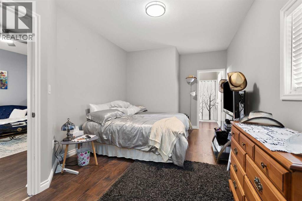 525b 4 Avenue SE, Medicine Hat, Alberta  T1A 2N7 - Photo 10 - A2321140