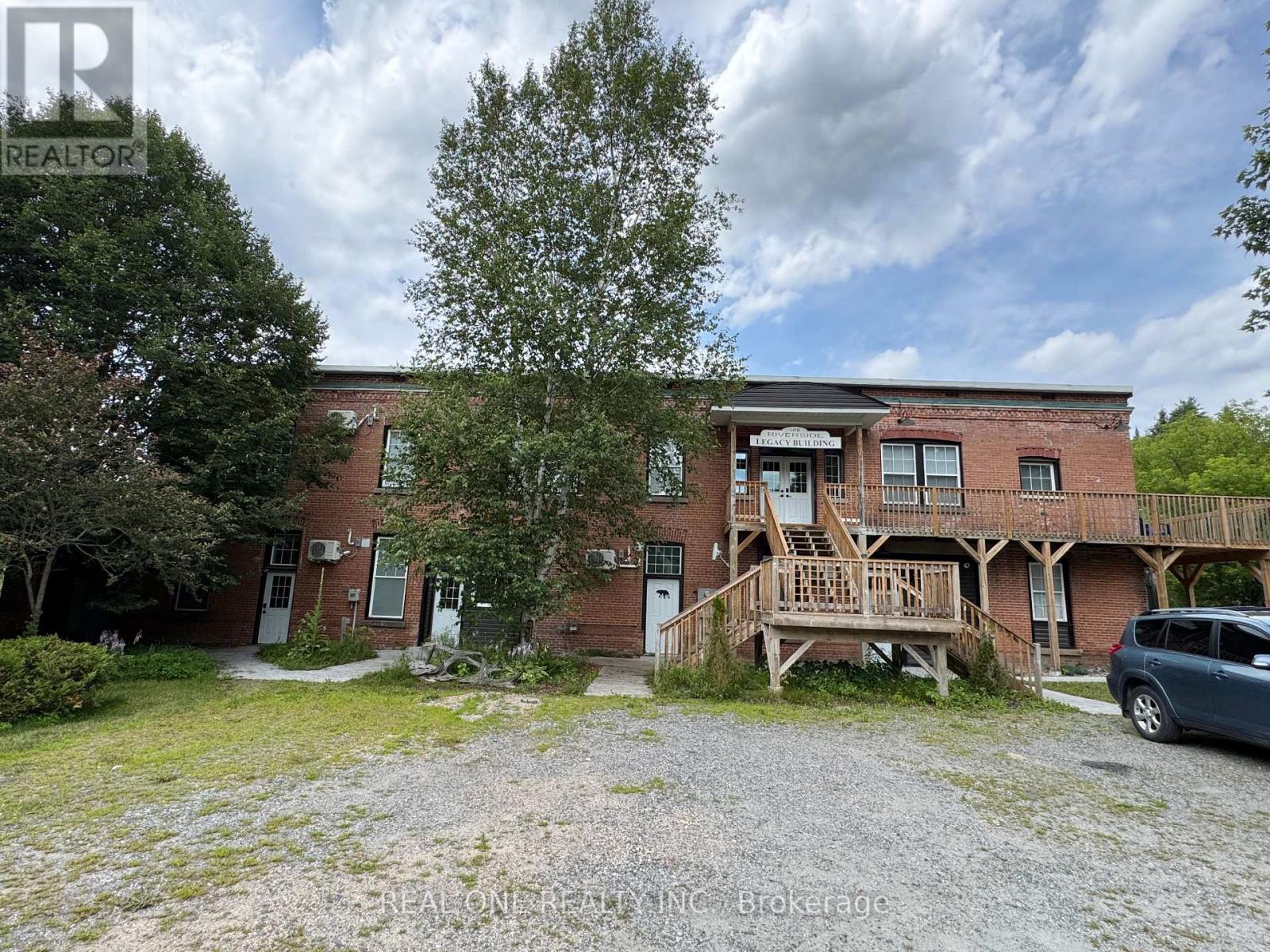 145 SYPLES STREET, Burk's Falls, Ontario