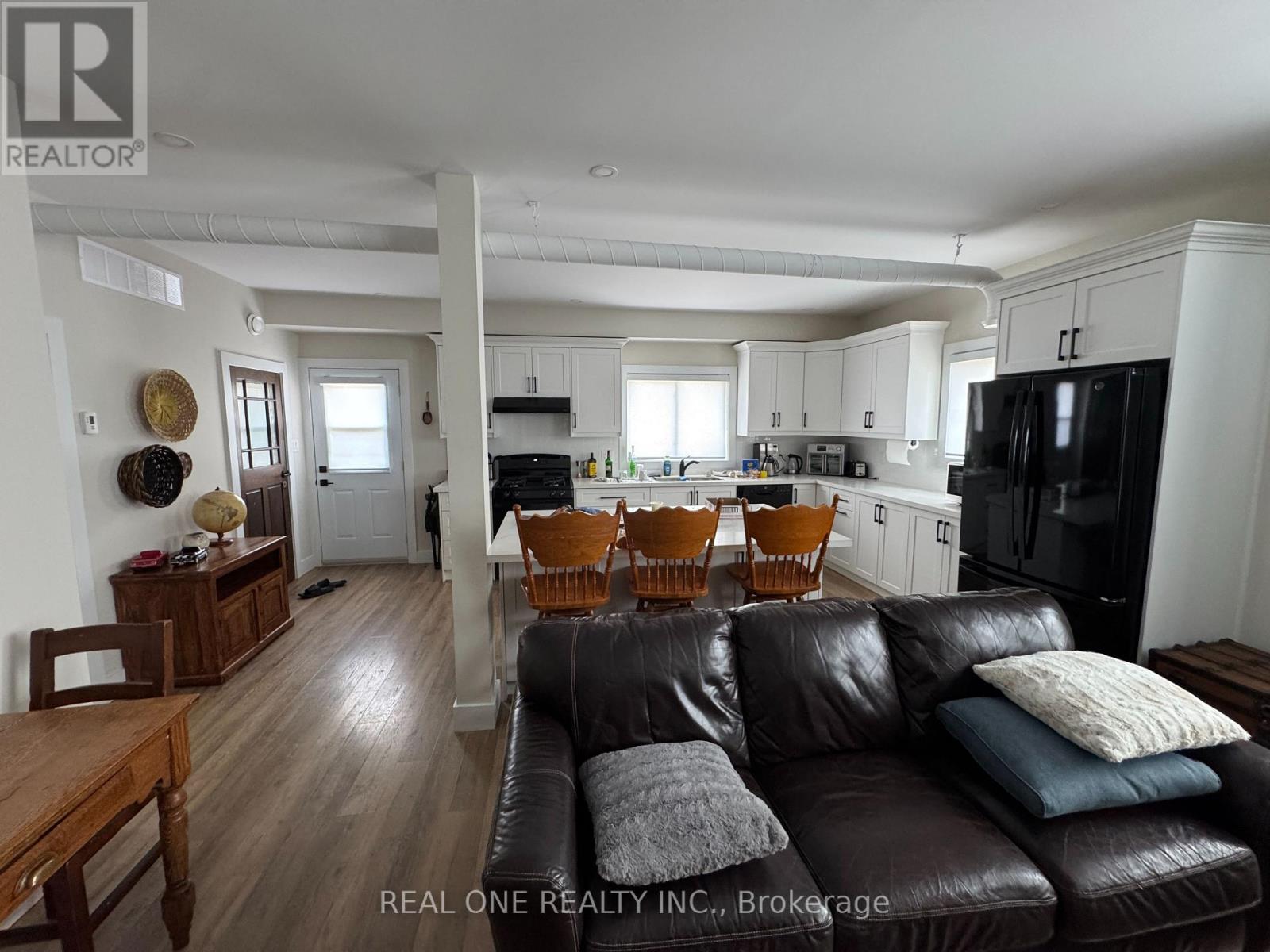 145 Syples Street, Burk's Falls, Ontario  P0A 1C0 - Photo 11 - X13629784