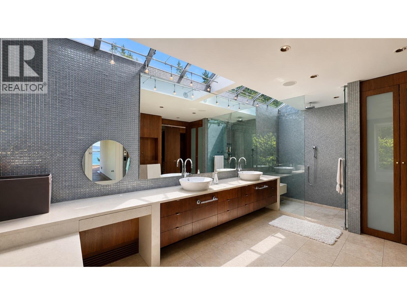 4468 Stone Crescent, West Vancouver, British Columbia V7W 1B7 - Photo 15 - R3147847