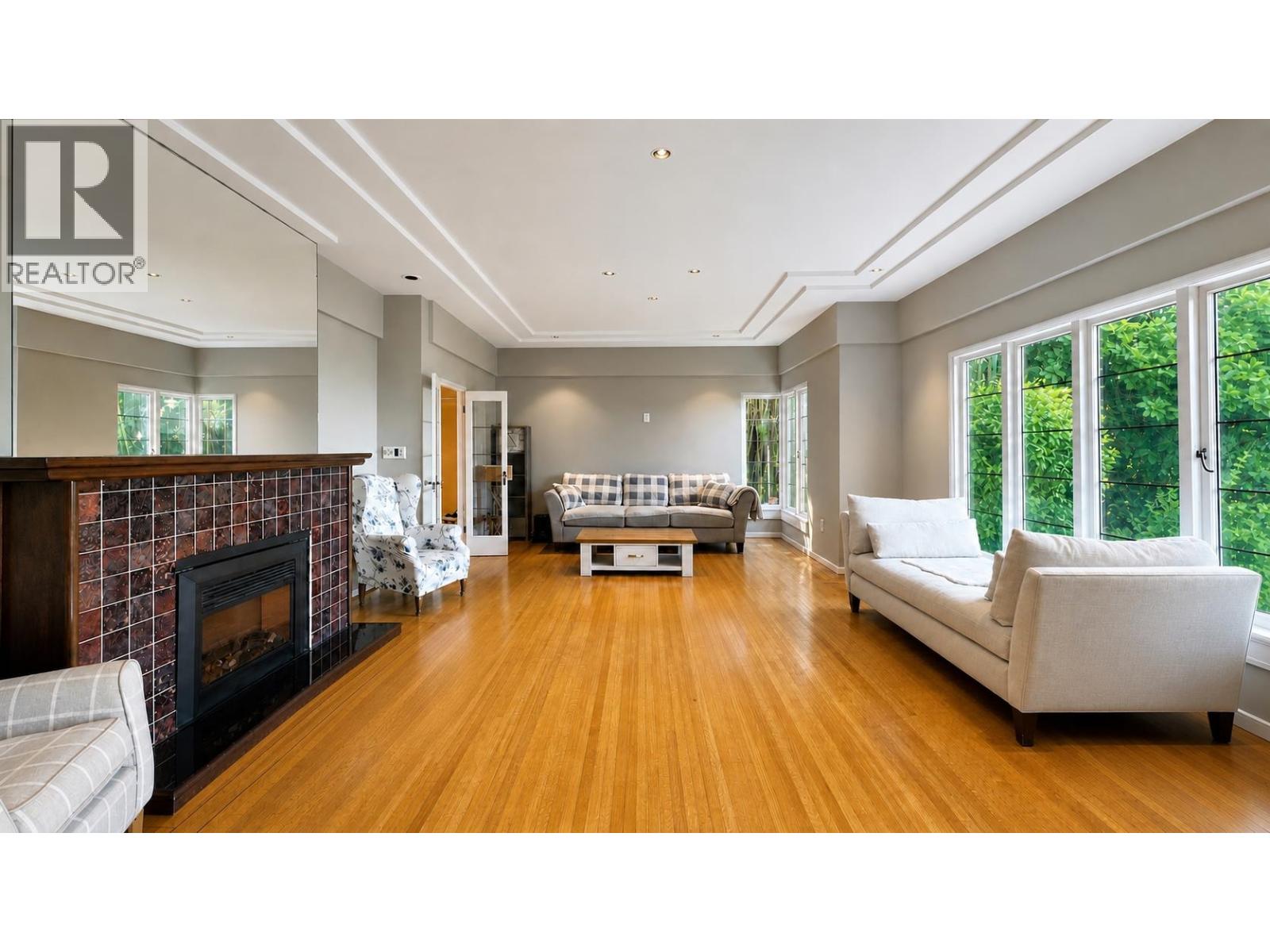 4468 Stone Crescent, West Vancouver, British Columbia V7W 1B7 - Photo 3 - R3147847