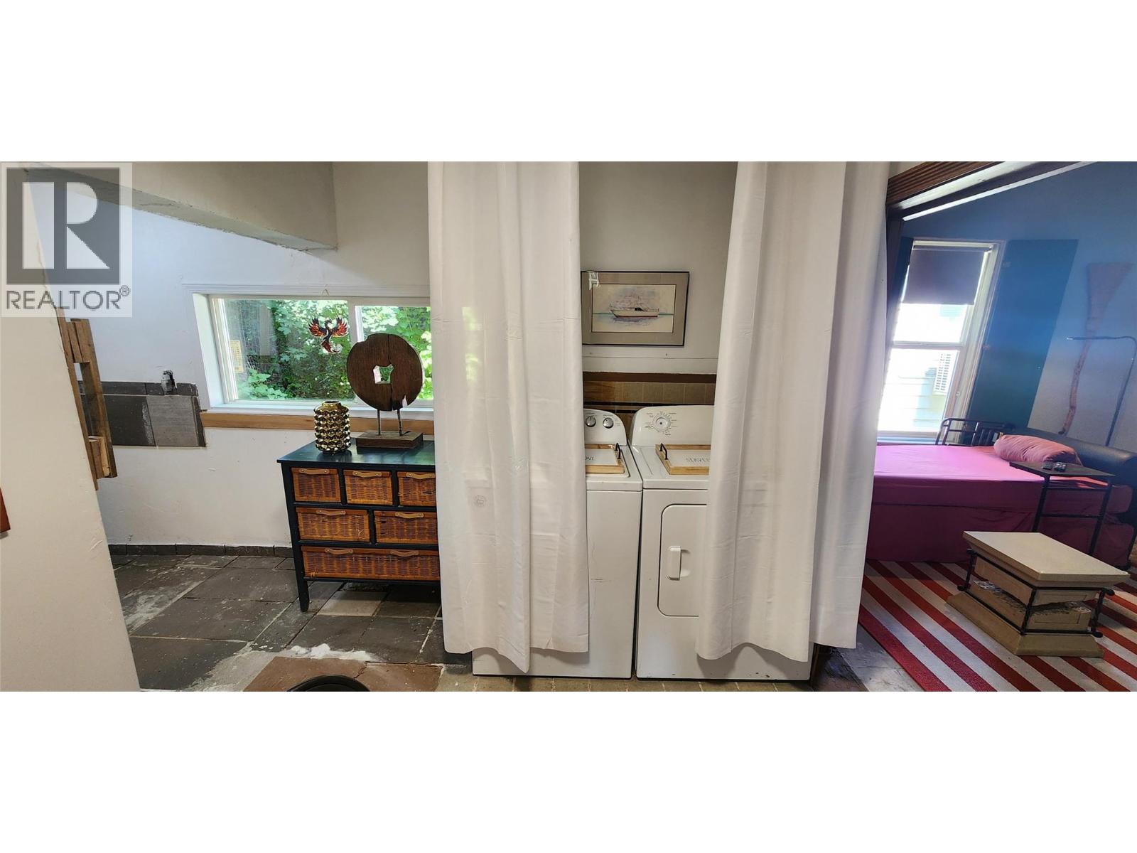 173 75th Avenue, Grand Forks, British Columbia  V0H 1H0 - Photo 13 - 10387639