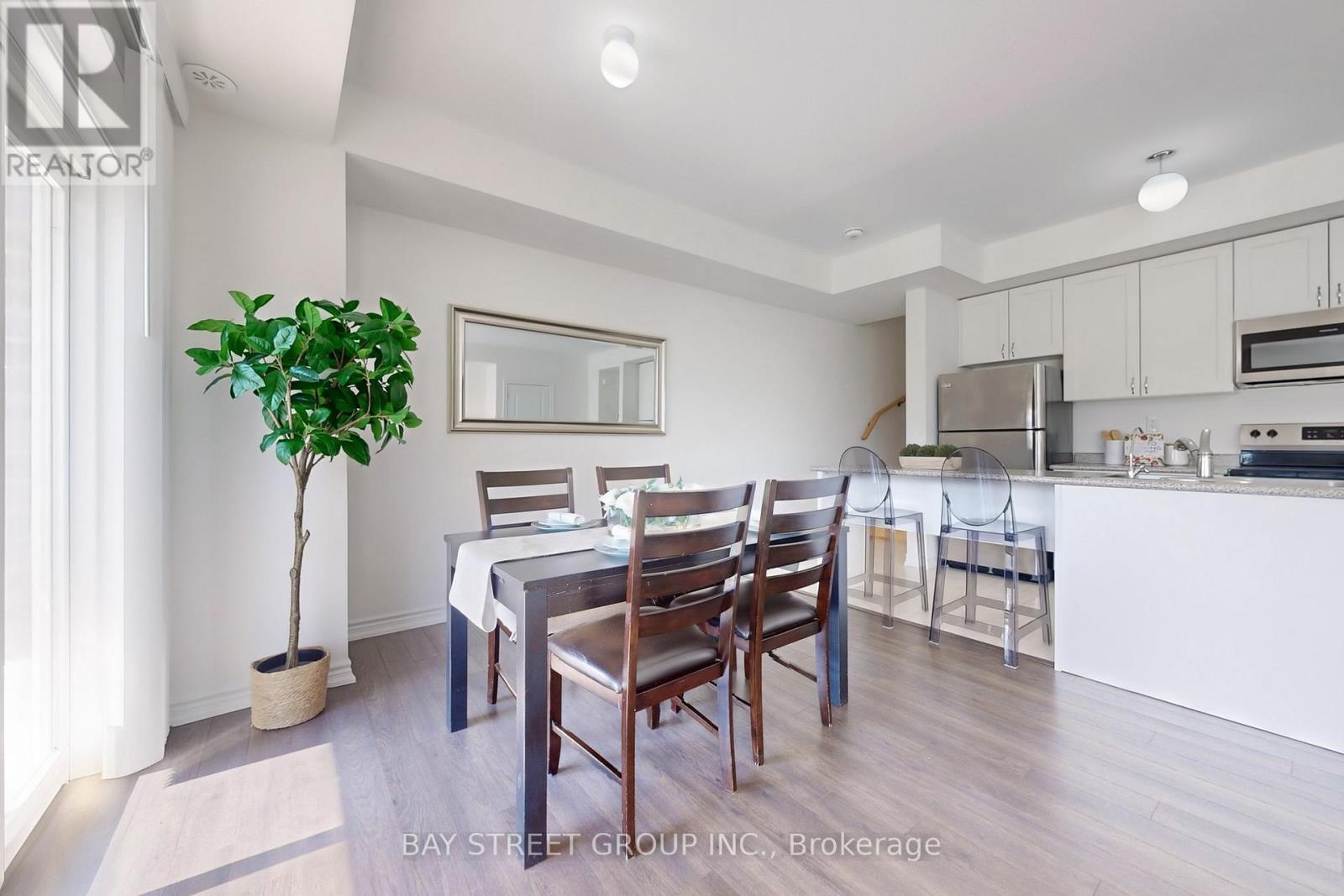 2623 Garrison Crossing, Pickering, Ontario  L1X 0E5 - Photo 6 - E13629800