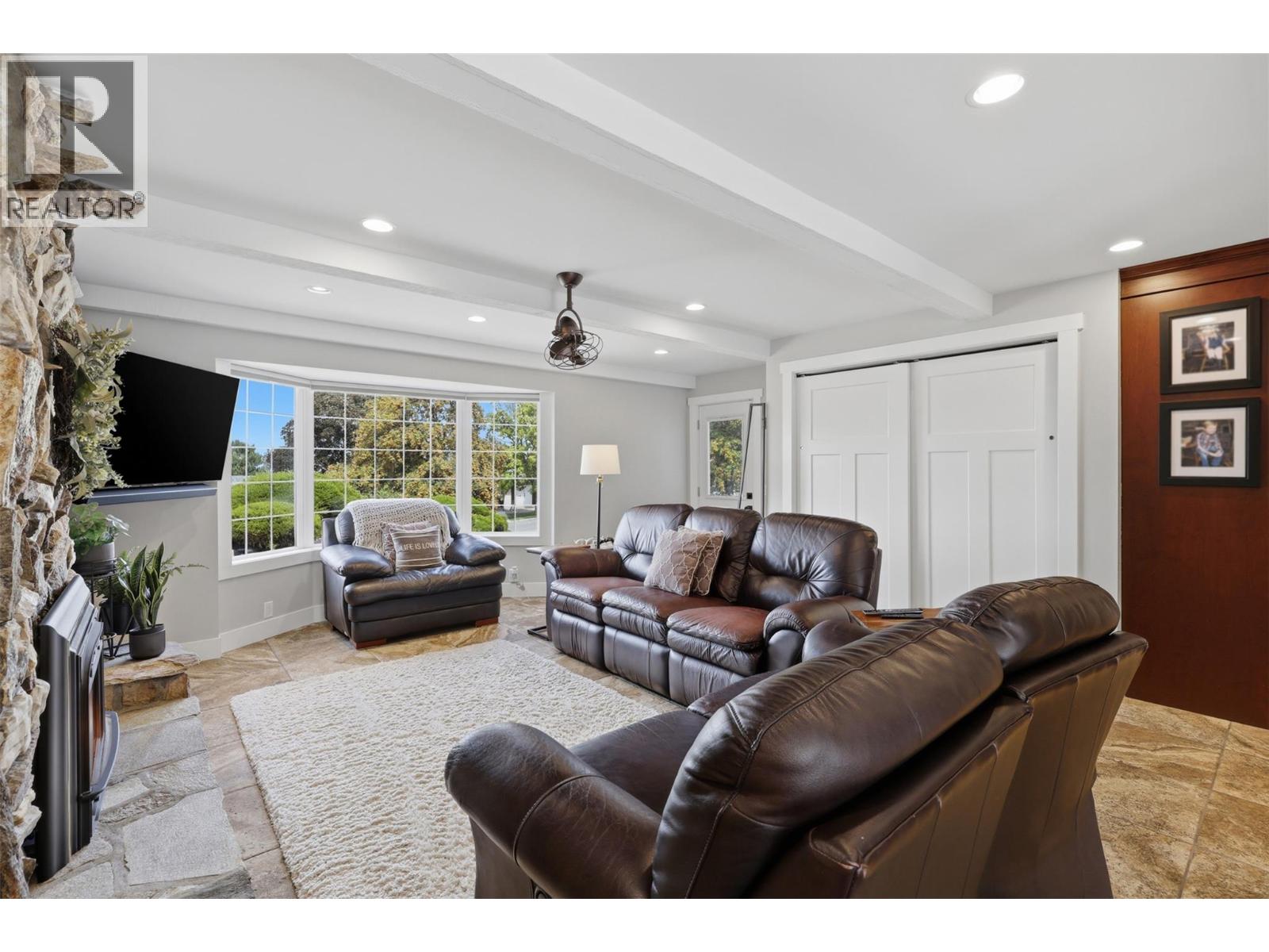 779 Gleneagles Drive, Kamloops, British Columbia  V2E 1J7 - Photo 10 - 10396033
